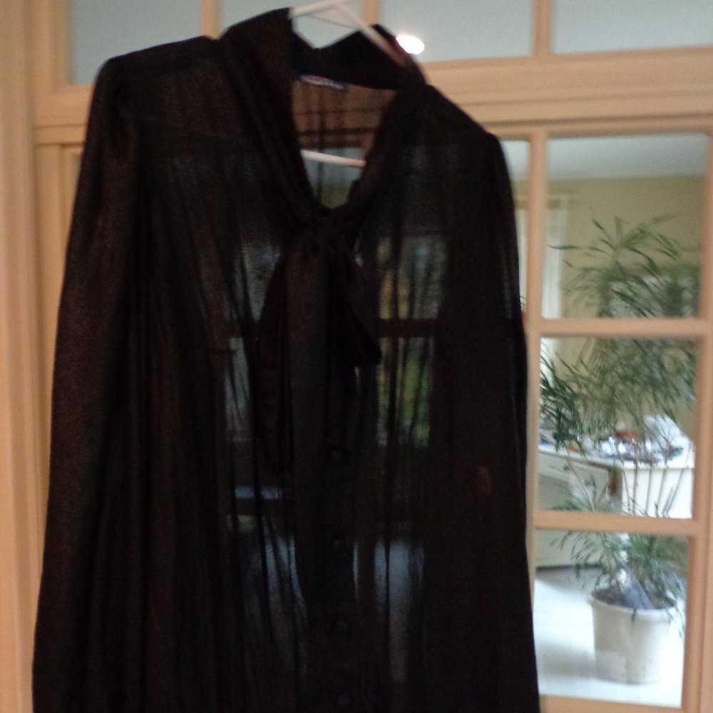 Black  Blouse   (Paris)